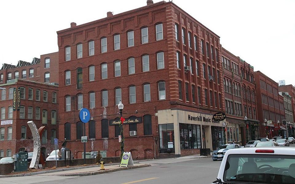 1st image of 2 Washington St