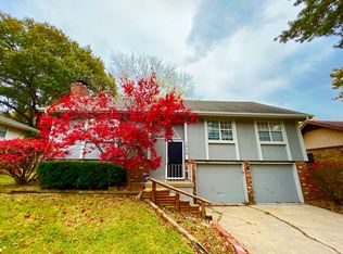 1508 SW 20th St, Blue Springs, MO 64015