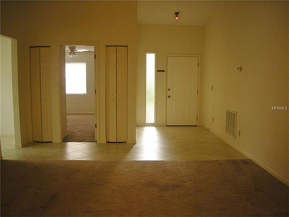 3rd image of 2226 Cypress Point Dr E