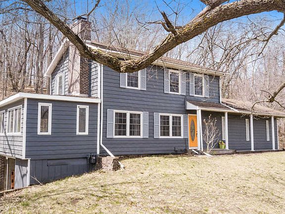 2nd image of 3737 Grand River Dr NE