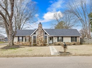 1075 Tararidge Dr, Collierville, TN 38017