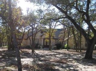 121 Morning Glory, Floresville, TX 78114