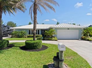 1420 Carambola Rd, Lake Clarke Shores, FL 33406