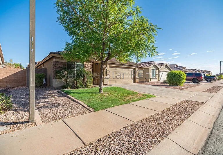 16867 W Belleview St — Photo 3