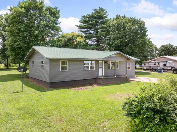 18 Sue St, Western Grove, AR 72685