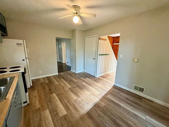 4th image of 415 Weston Ave