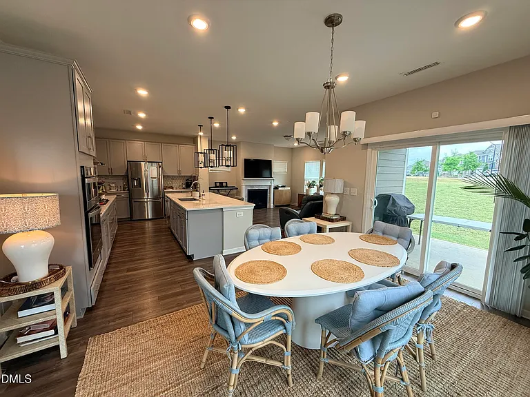 641 Sage Oak Ln — Photo 9