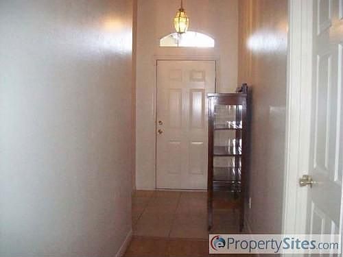 5th image of 2858 Meadowbrook Ln