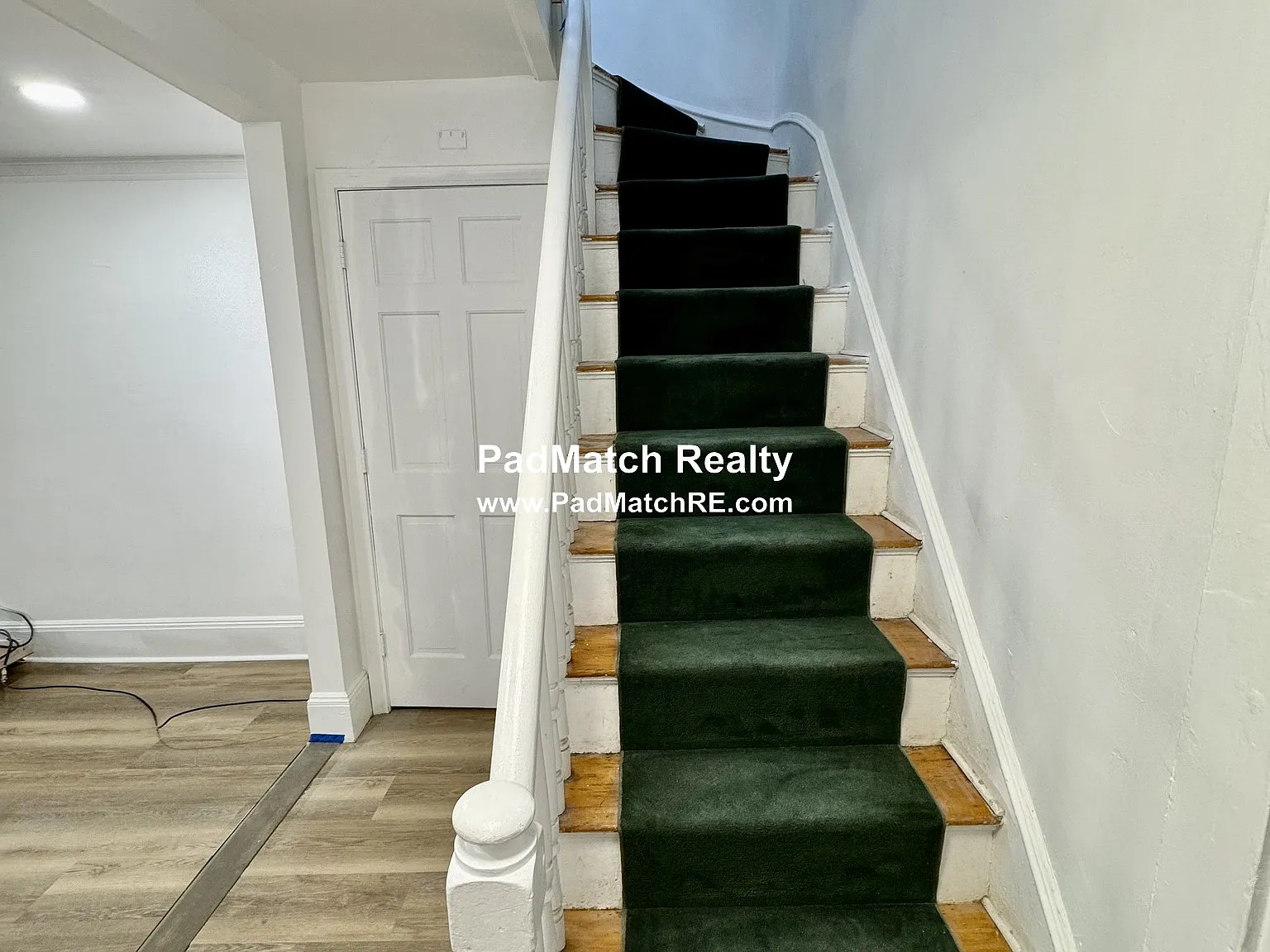 3 bed, 1.5 bath, 1200 sqft, $4,500 — Photo 3
