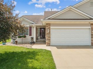 625 Bent Creek Dr, Marion, IA 52302