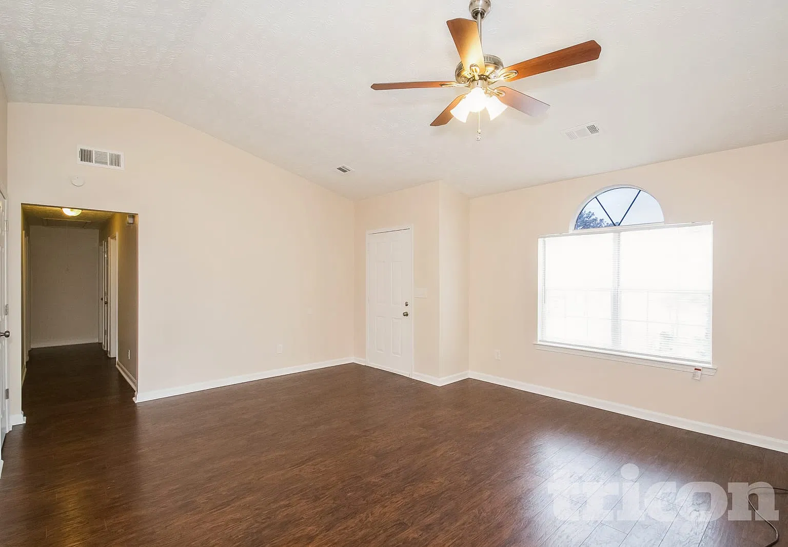 539 Lakeshore Drive Stockbridge GA — Photo 4