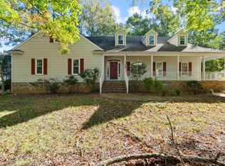 127 Ropp Rd, Farmville, VA 23901