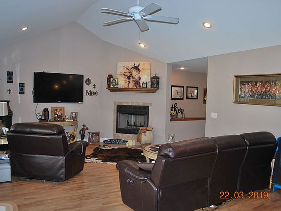 2nd image of 15200 Brynna Ln