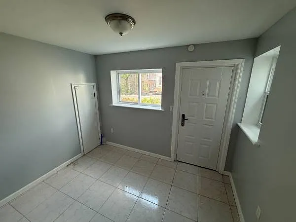 1 Cliff St #1 — Photo 8