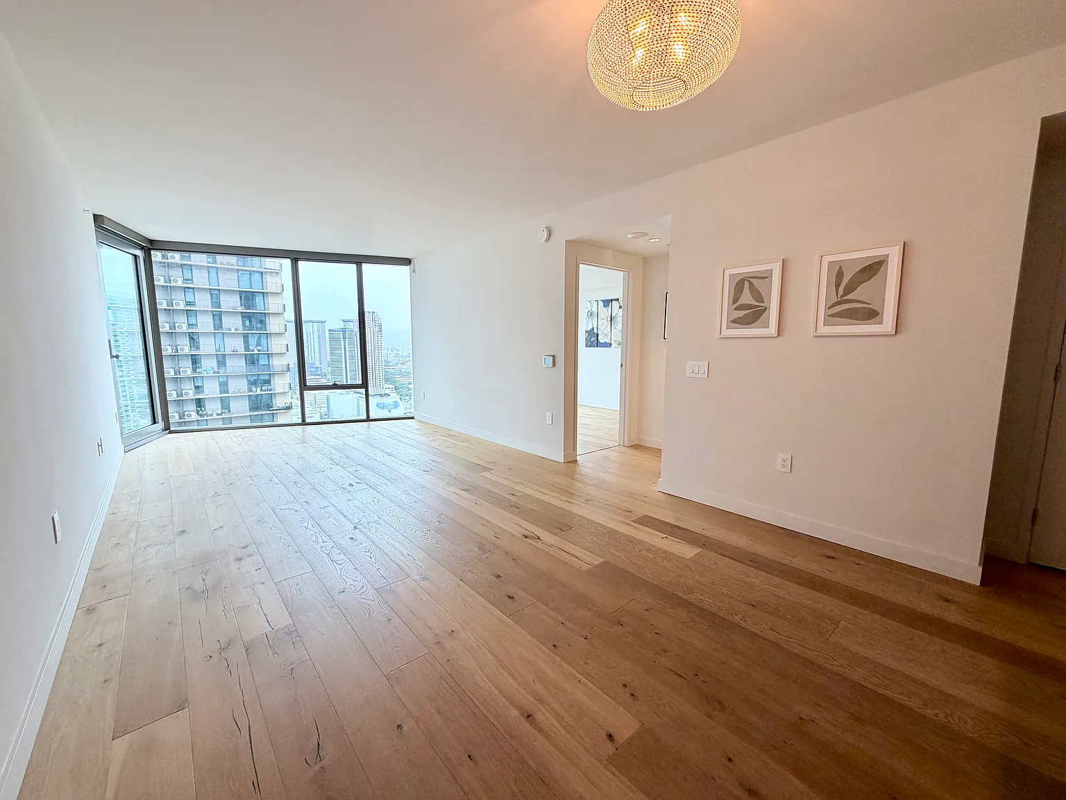 1 bed, 689 sqft, $3,900 — Photo 1