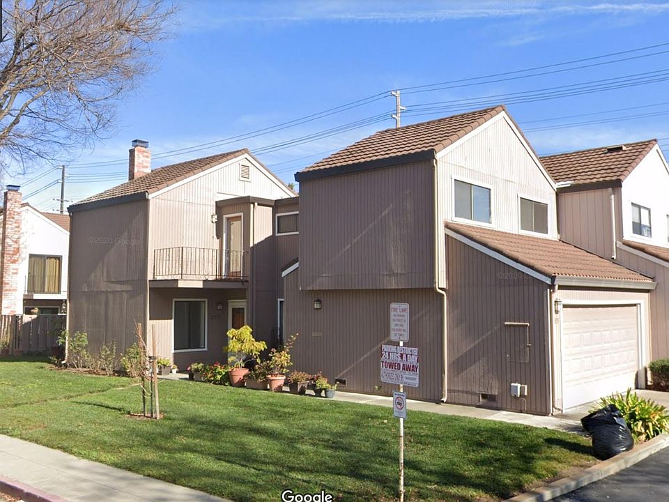 1st image of 2375 South Dr