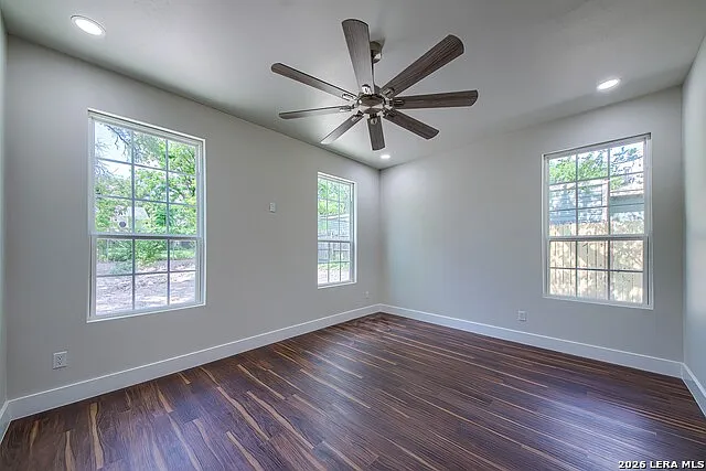 823 W French Pl — Photo 11