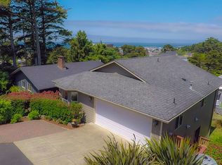 1611 NW 25th St, Lincoln City, OR 97367