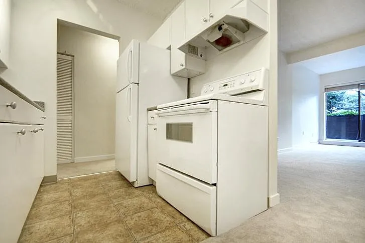 1655 Nelson St #118 — Photo 15