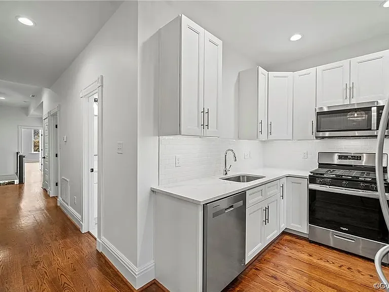 102 N Harvie St — Photo 8