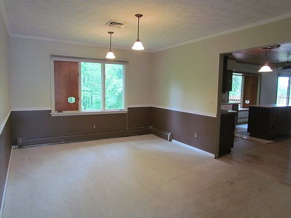 4th image of 452 Carlsam Dr