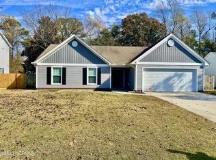 132 Winter Rd, Jacksonville, NC 28540