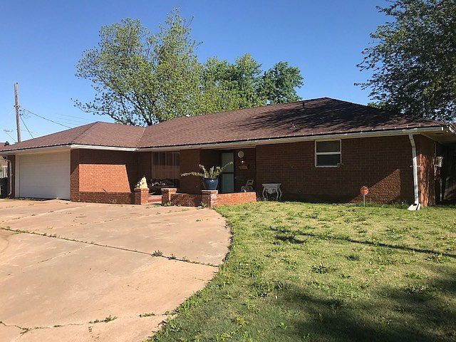 2nd image of 1530 Quannah Dr