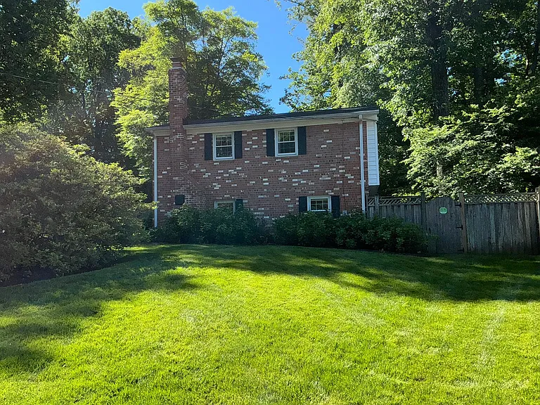4701 Red Fox Dr — Photo 3