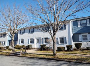 1431 Iyannough Rd #28U, Centerville, MA 02632