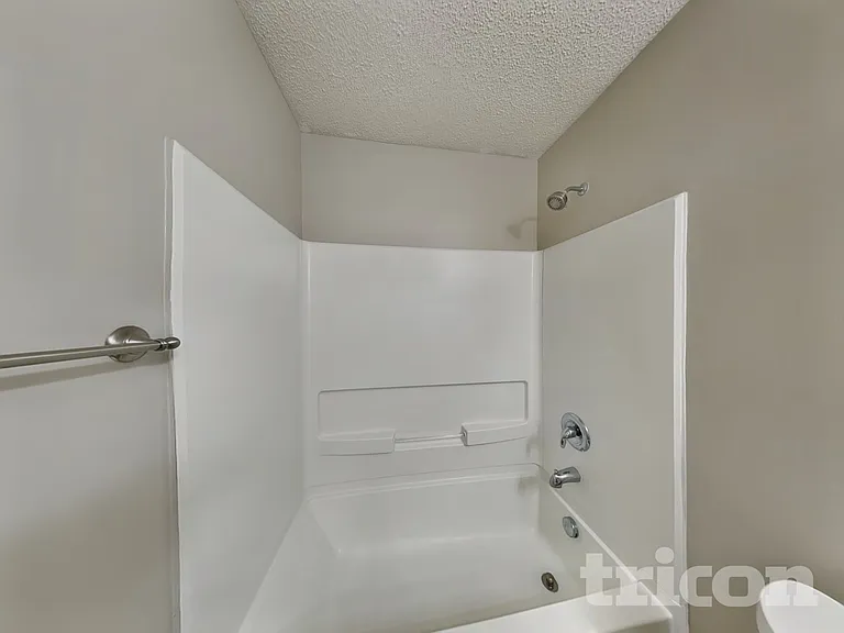 78 Springway Dr — Photo 13