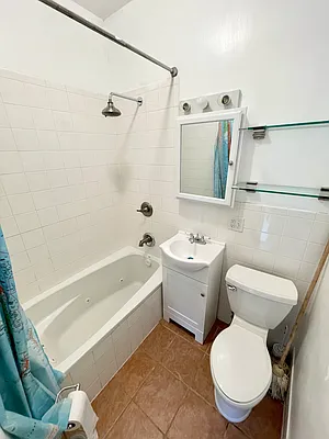 Rented by Garfield Realty  | media 10