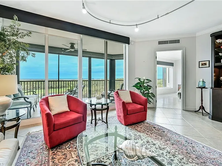 23850 Via Italia Cir #404 — Photo 4