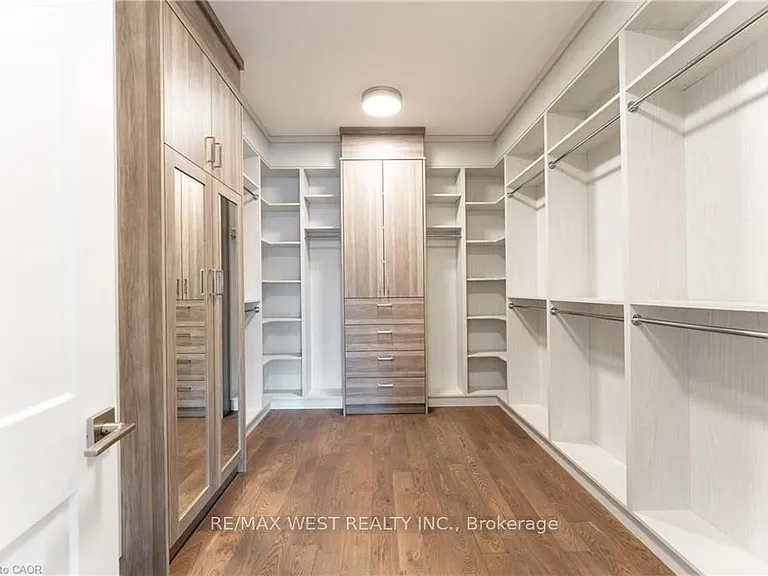 119 Jay St — Photo 27