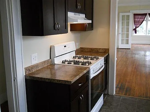 Kitchen - 1393 Culver Rd #1