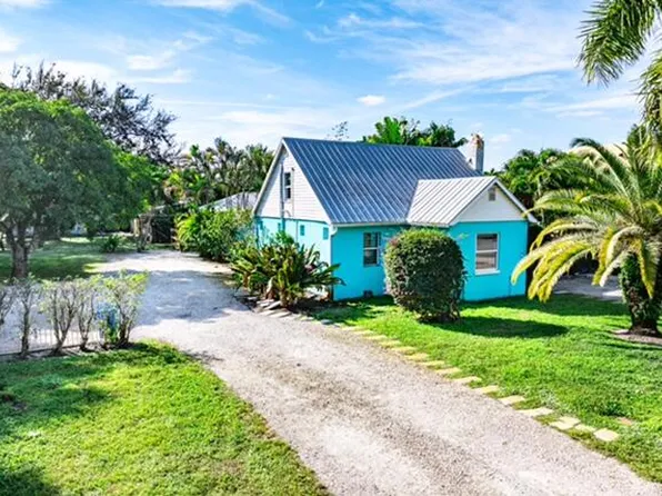 254 NE 12th Street, Delray Beach, FL 33444