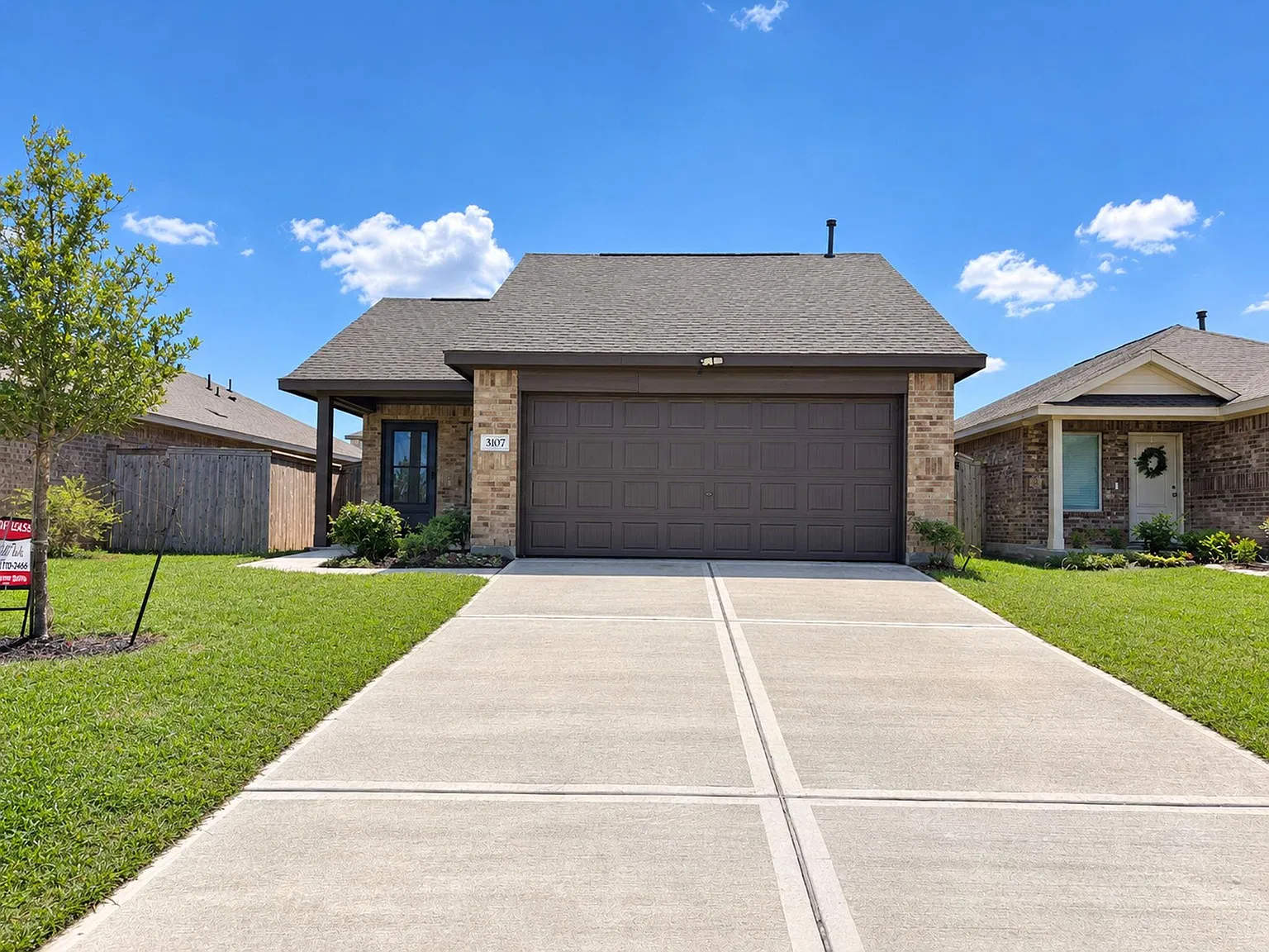4 bed, 2.0 bath, 1720 sqft, $1,980 — Photo 2