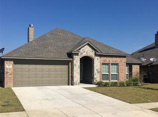 116 Harley Meadows Cir, Venus, TX 76084