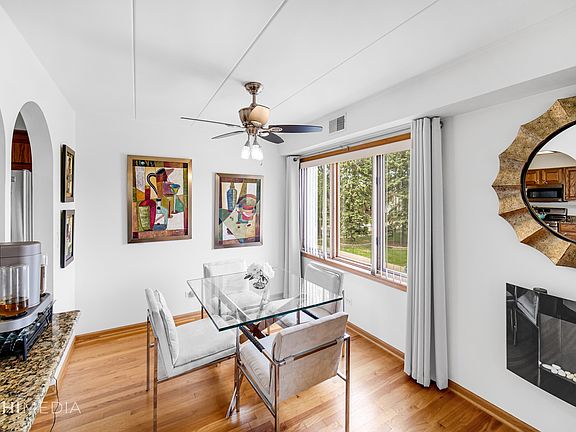 5th image of 4020 W 105th St APT 2N