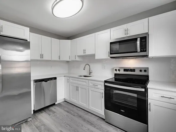 32 Patricks Ct, Abingdon, MD 21009