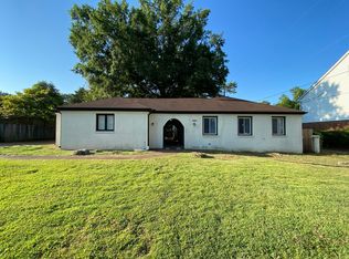 6145 Quince Rd, Memphis, TN 38119