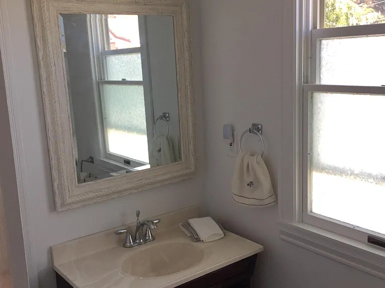 215 Foster St #A — Photo 3