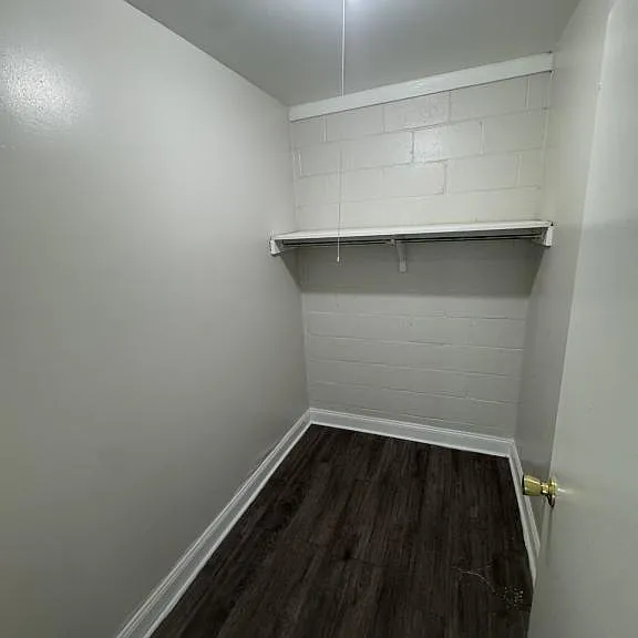 911 Rogers Pl — Photo 6
