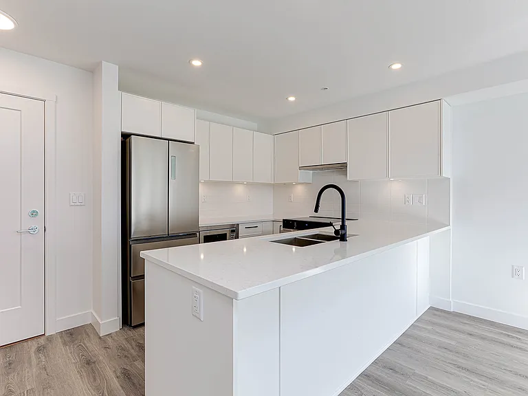 22575 Brown Ave — Photo 8