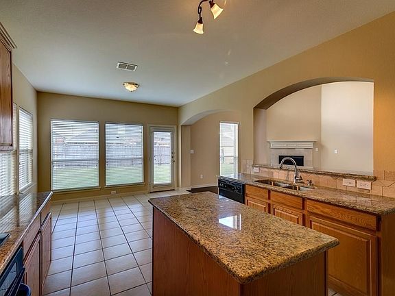 4th image of 15190 Salano Creek Dr