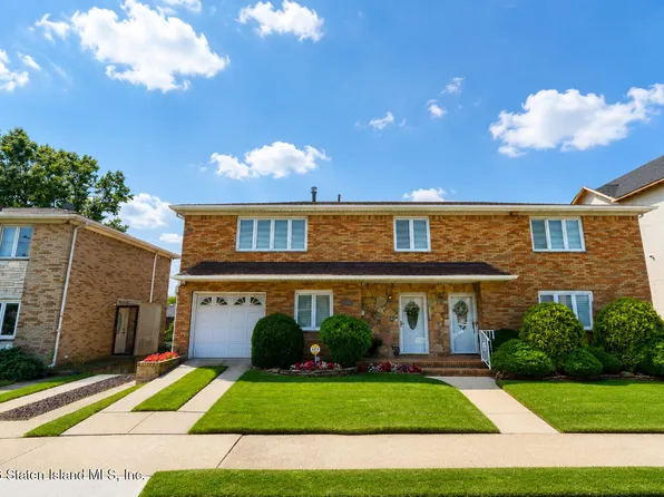 132 Pouch Ter, Staten Island, NY 10305