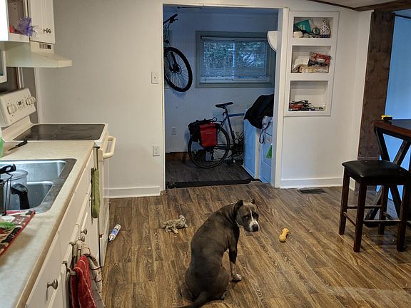 4th image of 509 Mabry Ln