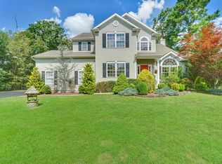 7 Leone Blvd, Jackson, NJ 08527