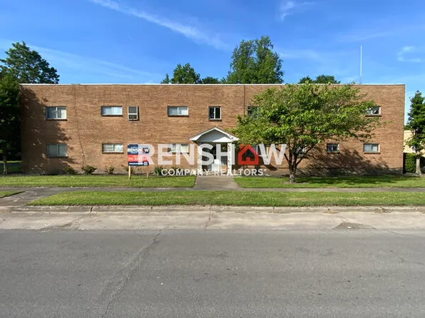 110 E 7th St APT 10, Caruthersville, MO 63830