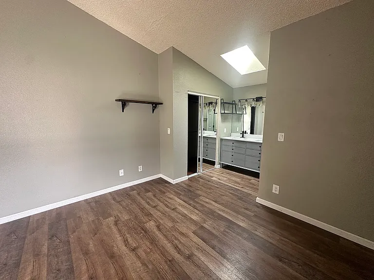 617 Renee Ct — Photo 11