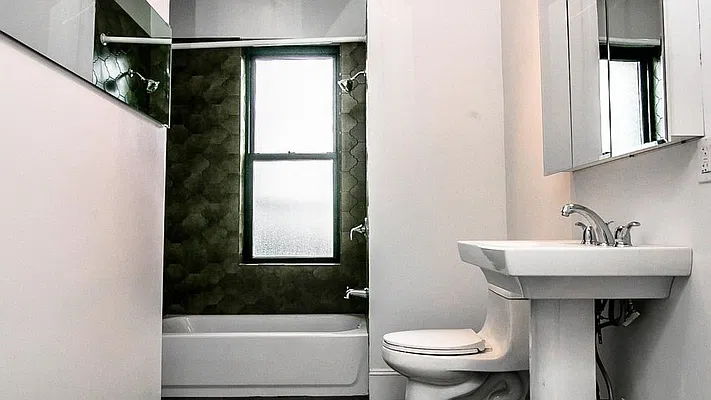 Rented by Nooklyn NYC LLC | media 16